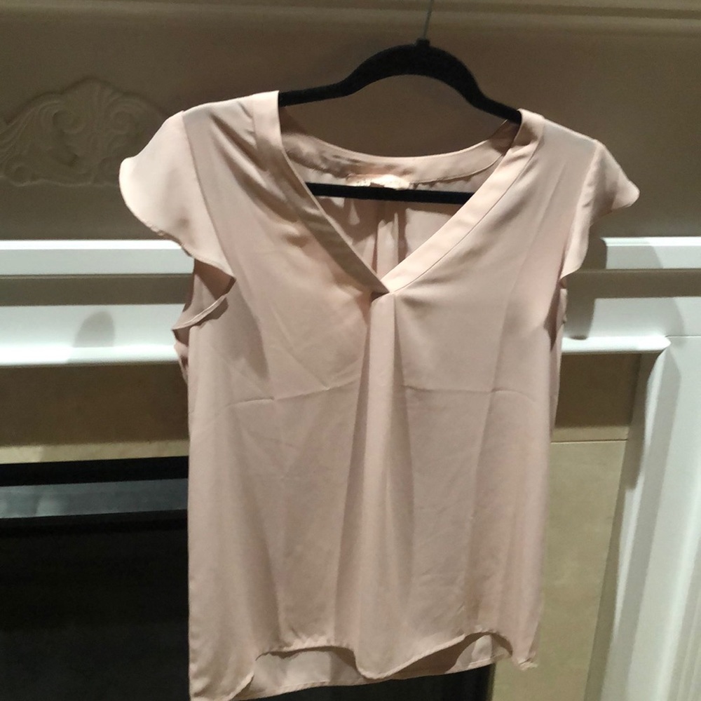 Ruffle sleeve top